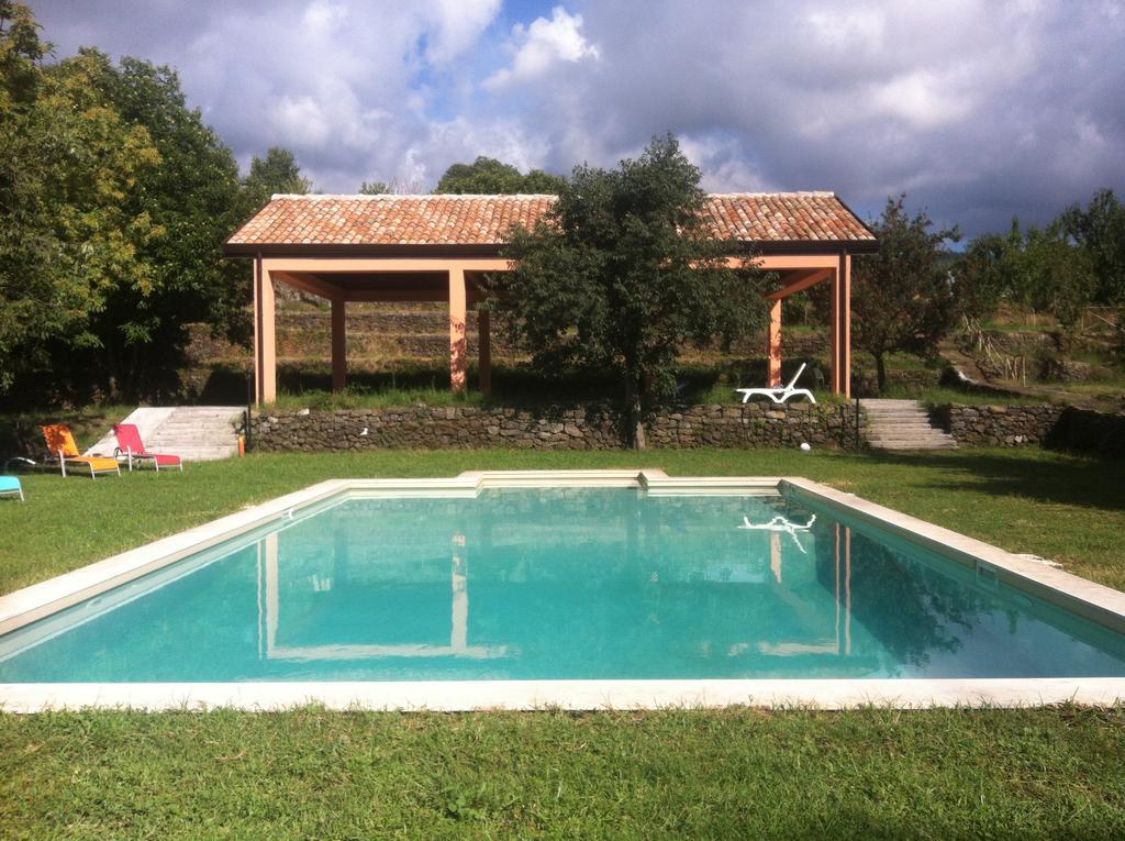 Villa La Rocca Della Rosa à Zafferana Etnea Extérieur photo